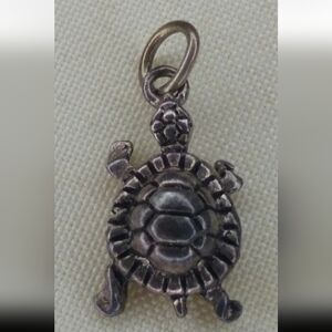 Vintage 925 Sterling Silver ~ Turtle Charm ~ Terrapin ~ Nice Detail Pendant